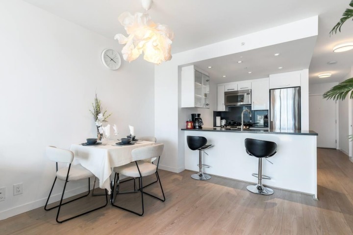 Photo 14 at 603 - 933 E Hastings Street, Strathcona, Vancouver East