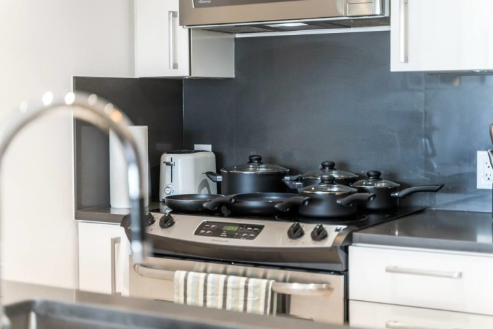 Photo 11 at 603 - 933 E Hastings Street, Strathcona, Vancouver East