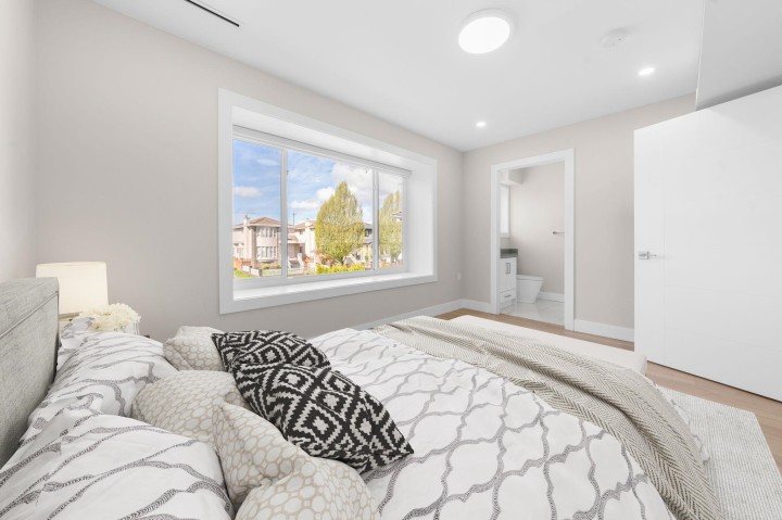Photo 18 at 6692 Nanaimo Street, Killarney VE, Vancouver East