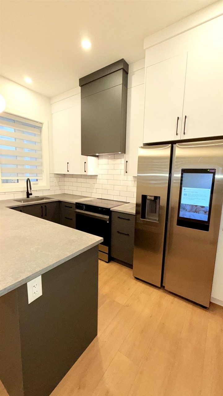 Photo 8 at 1 - 1436 E 1st Avenue, Grandview Woodland, Vancouver East