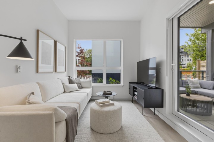 Photo 5 at 107 - 2268 E Broadway, Grandview Woodland, Vancouver East