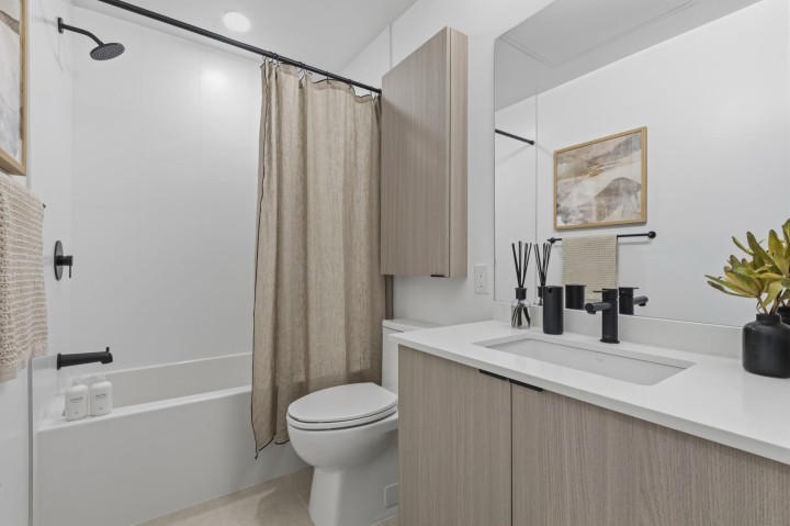 Photo 14 at 107 - 2268 E Broadway, Grandview Woodland, Vancouver East