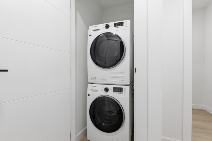 Photo 15 at 203 - 2268 E Broadway, Grandview Woodland, Vancouver East