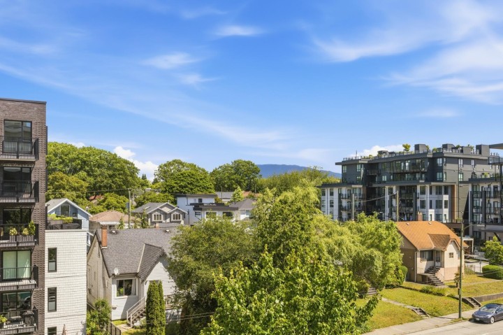 Photo 15 at 403 - 2268 E Broadway, Grandview Woodland, Vancouver East