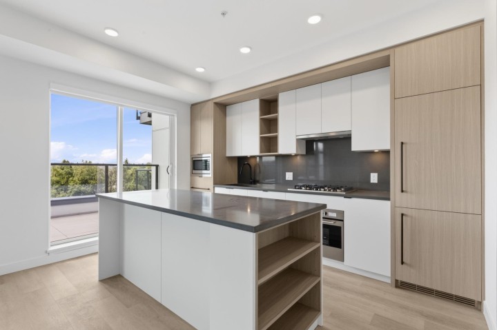 Photo 2 at 501 - 2268 E Broadway, Grandview Woodland, Vancouver East