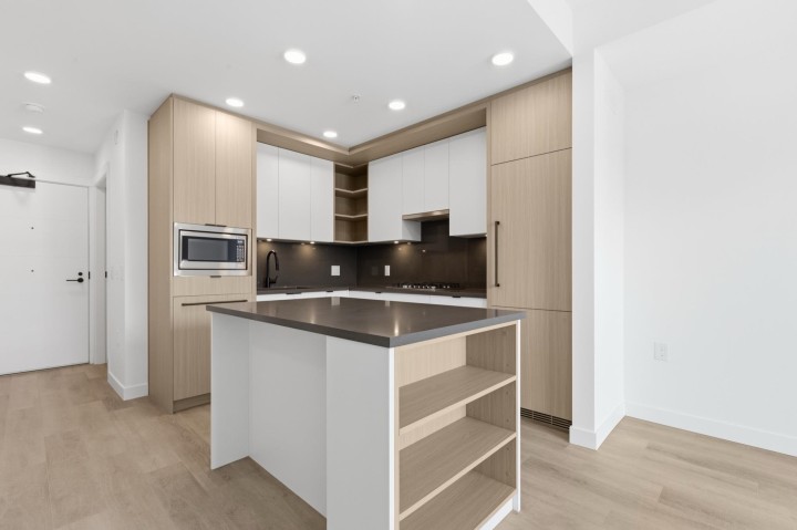 Photo 2 at 504 - 2268 E Broadway, Grandview Woodland, Vancouver East