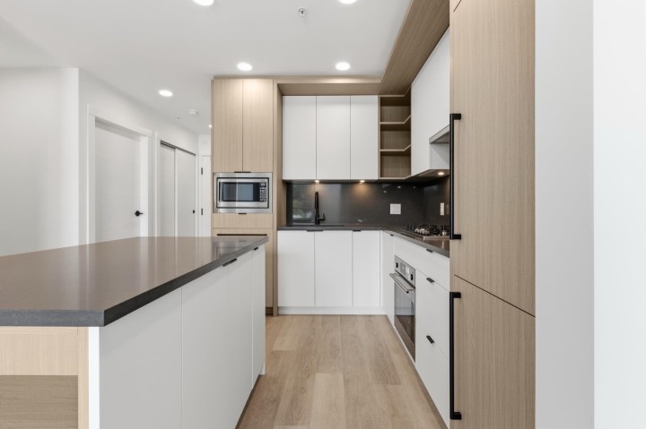 Photo 3 at 504 - 2268 E Broadway, Grandview Woodland, Vancouver East