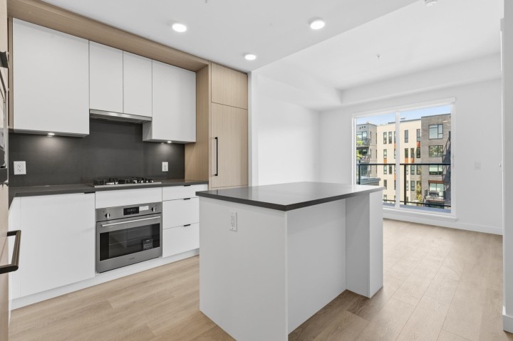 Photo 1 at 404 - 2268 E Broadway, Grandview Woodland, Vancouver East