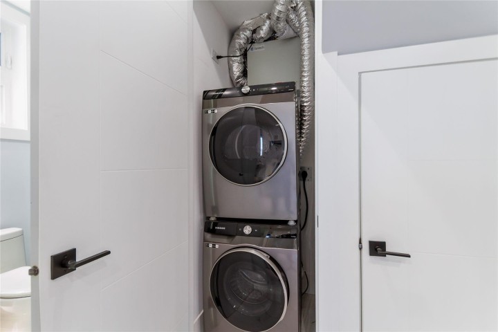 Photo 16 at 4328 Gladstone Street, Victoria VE, Vancouver East