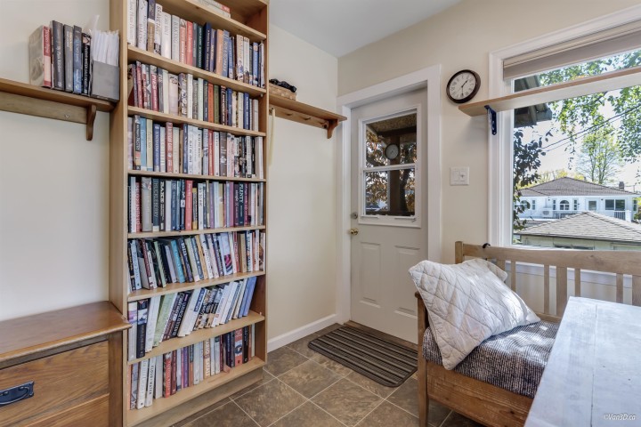Photo 18 at 4 E 46th Avenue, Main, Vancouver East
