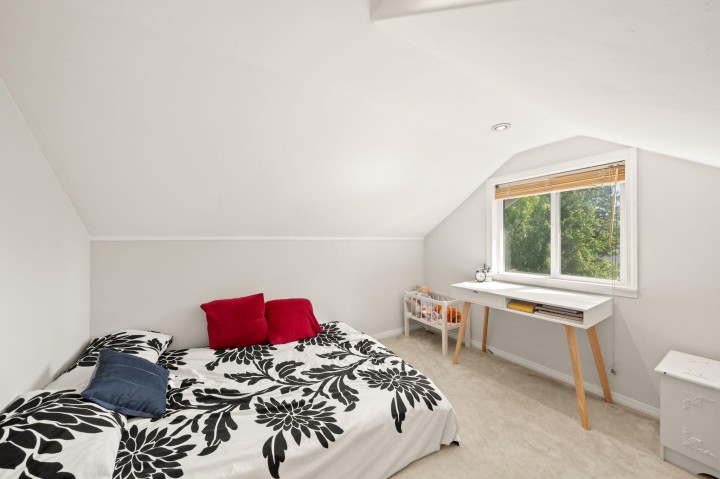Photo 17 at 5743 St. Margarets Street, Killarney VE, Vancouver East