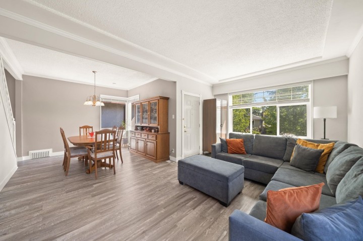 Photo 3 at 5743 St. Margarets Street, Killarney VE, Vancouver East