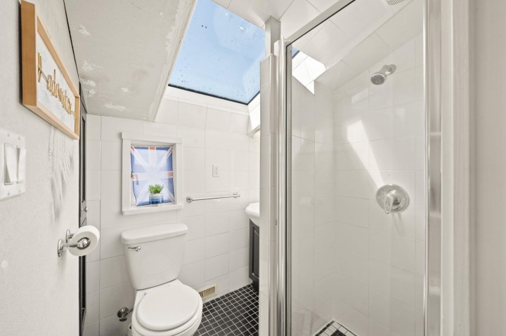 Photo 19 at 5743 St. Margarets Street, Killarney VE, Vancouver East