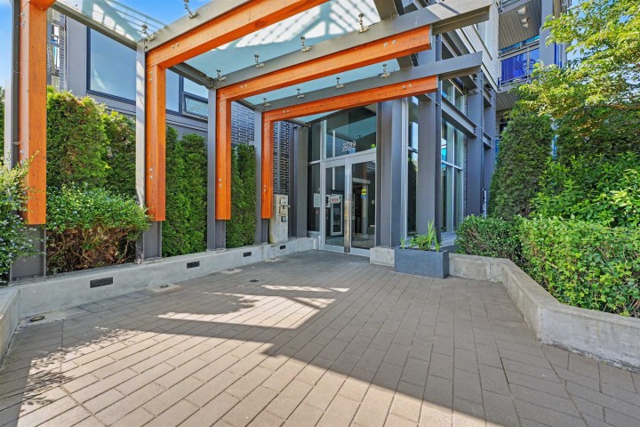 Photo 1 at 604 - 3289 Riverwalk Avenue, South Marine, Vancouver East