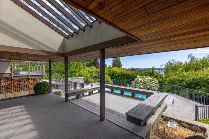 Photo 14 at 2370 Queens Avenue, Queens, West Vancouver