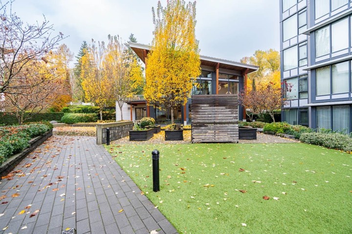 Photo 32 at 502 - 3281 E Kent Avenue North, South Marine, Vancouver East