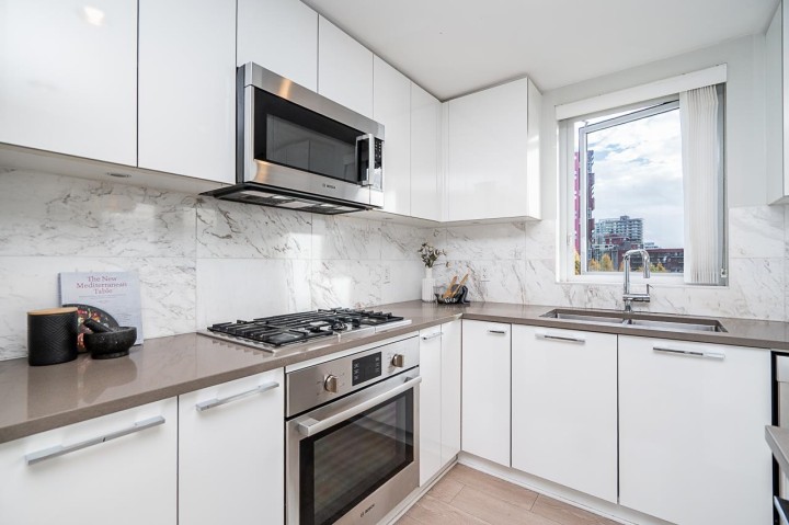 Photo 14 at 502 - 3281 E Kent Avenue North, South Marine, Vancouver East