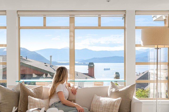 Photo 1 at 8674 Seascape Drive, Howe Sound, West Vancouver
