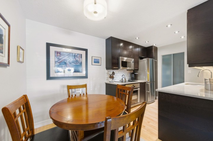 Photo 10 at 101 - 123 E 19th Street, Central Lonsdale, North Vancouver