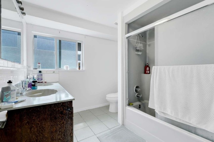 Photo 16 at 4265 Slocan Street, Renfrew Heights, Vancouver East