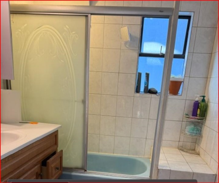 Photo 3 at 5441 Dundee Street, Collingwood VE, Vancouver East