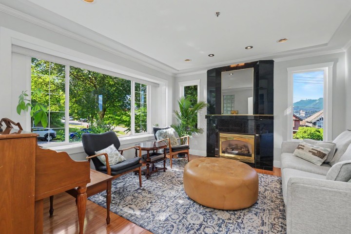 Photo 2 at 588 N Kaslo Street, Hastings Sunrise, Vancouver East