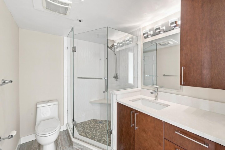 Photo 32 at 1001 - 1438 W 7th Avenue, Fairview VW, Vancouver West