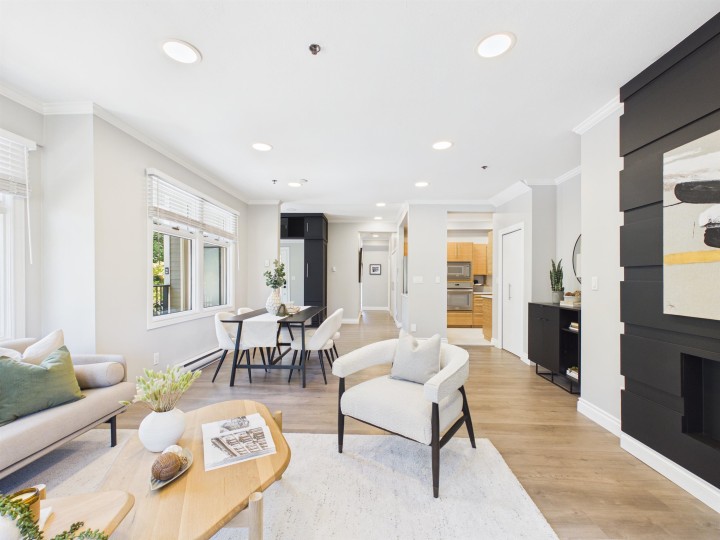 Photo 3 at 1115 Chestnut Street, Kitsilano, Vancouver West