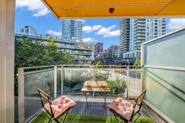 Photo 13 at 307 - 8580 River District Crossing, South Marine, Vancouver East
