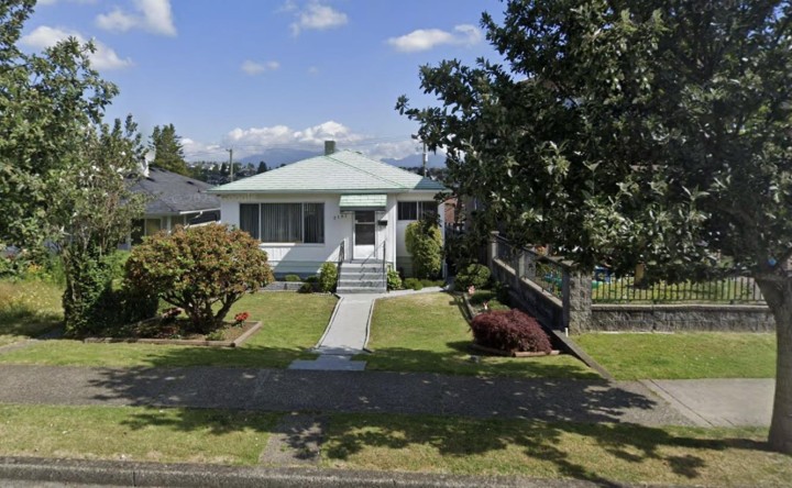 Photo 1 at 3167 E 14th Avenue, Renfrew Heights, Vancouver East