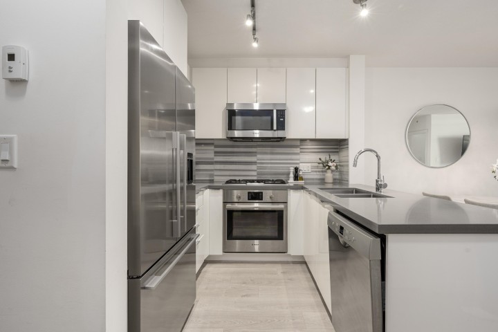 Photo 13 at 210 - 3168 Riverwalk Avenue, South Marine, Vancouver East