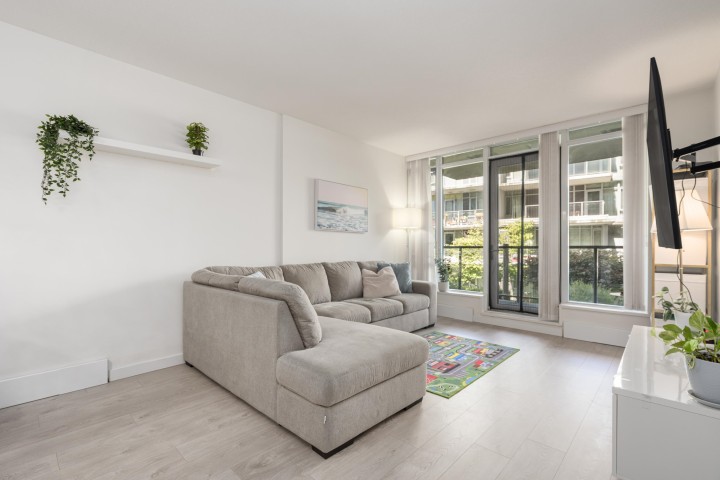 Photo 4 at 210 - 3168 Riverwalk Avenue, South Marine, Vancouver East