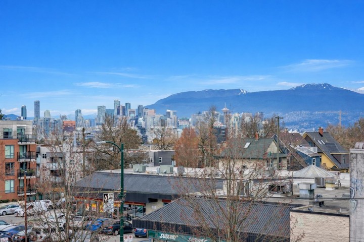 Photo 1 at 319 - 630 E Broadway, Mount Pleasant VE, Vancouver East