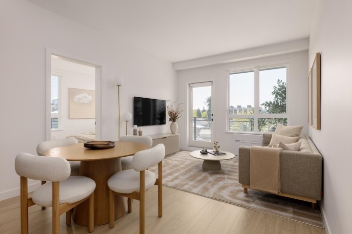 Photo 1 at 417 - 2450 Garden Drive, Grandview Woodland, Vancouver East