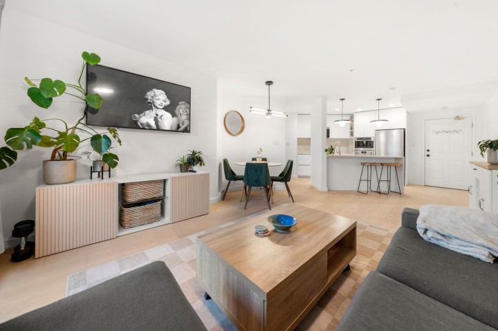 Photo 1 at 107 - 2023 Franklin Street, Hastings, Vancouver East