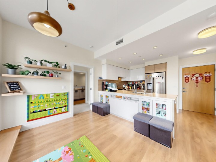 Photo 6 at 903 - 3451 Sawmill Crescent, South Marine, Vancouver East