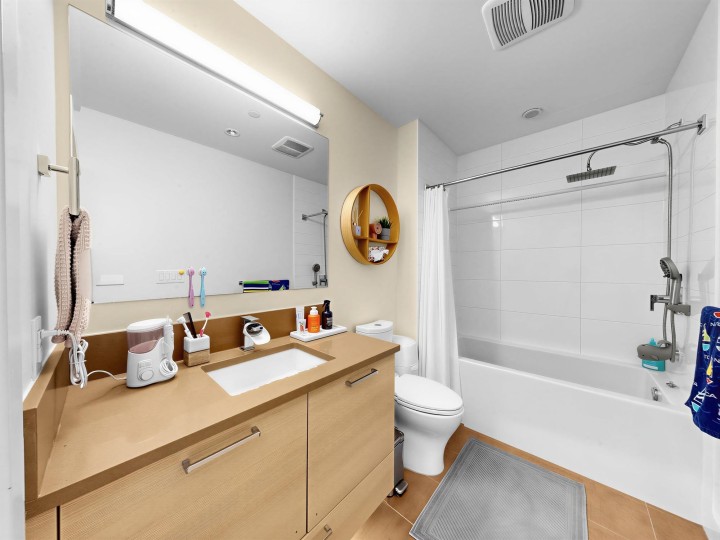 Photo 16 at 903 - 3451 Sawmill Crescent, South Marine, Vancouver East