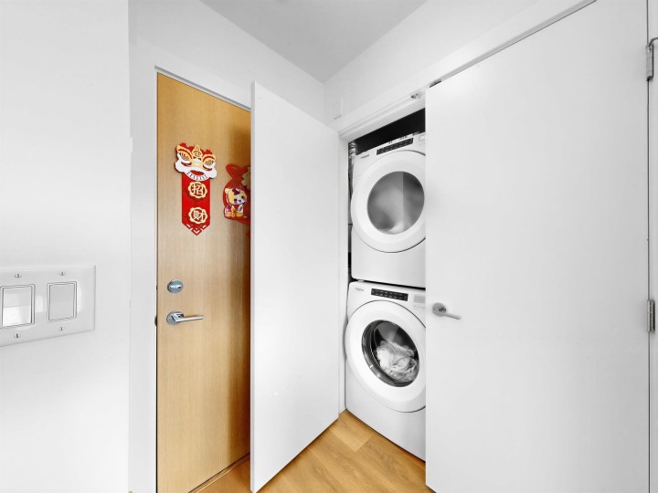 Photo 9 at 903 - 3451 Sawmill Crescent, South Marine, Vancouver East