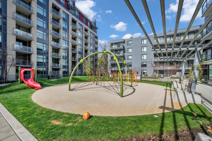 Photo 37 at 903 - 3451 Sawmill Crescent, South Marine, Vancouver East