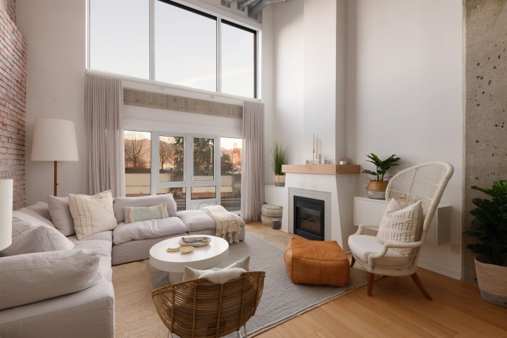 Photo 1 at 308 - 27 Alexander Street, Downtown VE, Vancouver East