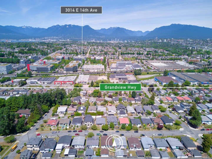 Photo 14 at 3014 E 14th Avenue, Renfrew Heights, Vancouver East