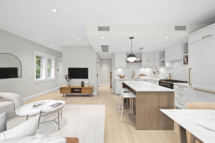 Photo 12 at 1458 W 45th Avenue, South Granville, Vancouver West