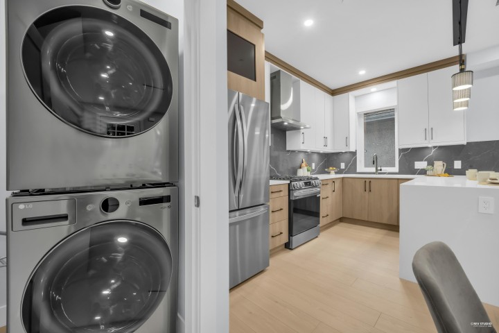 Photo 12 at 2619 Mcgill Street, Hastings Sunrise, Vancouver East