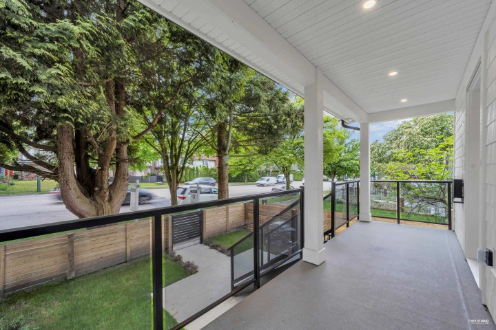 Photo 1 at 2619 Mcgill Street, Hastings Sunrise, Vancouver East