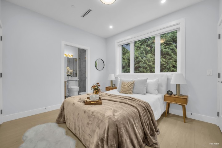 Photo 15 at 2619 Mcgill Street, Hastings Sunrise, Vancouver East