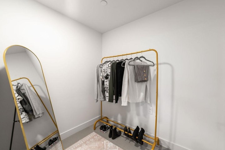 Photo 12 at 307 - 2419 Grant Street, Renfrew VE, Vancouver East