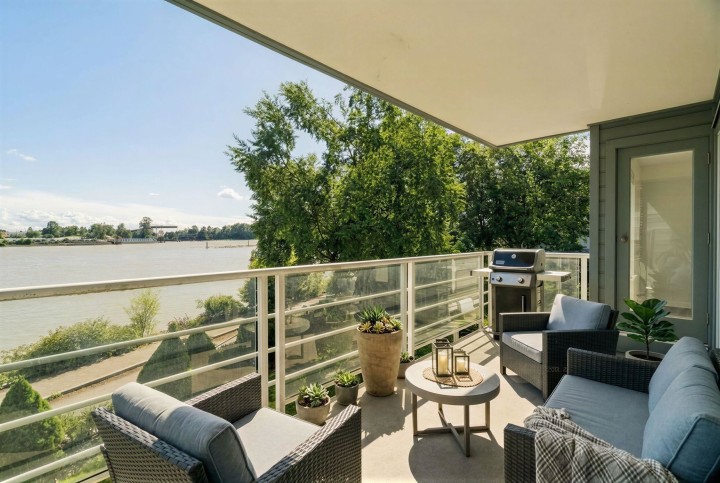 Photo 4 at 205 - 2080 Kent Avenue South, South Marine, Vancouver East
