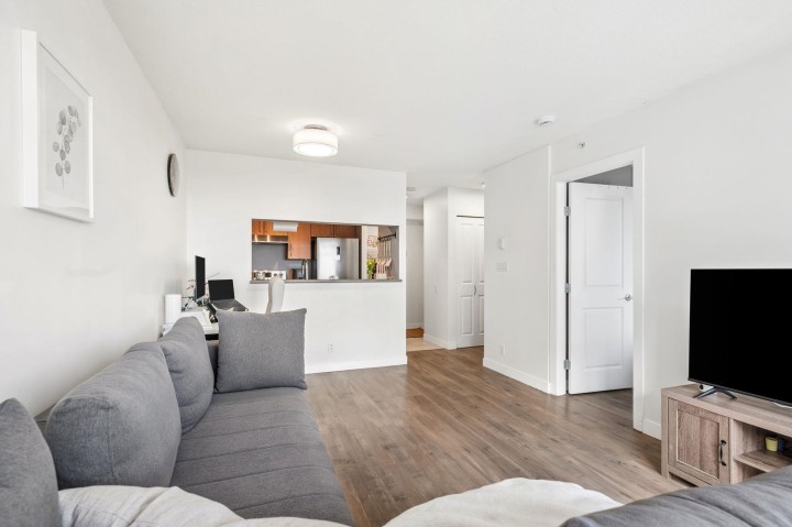 Photo 11 at 1610 - 5380 Oben Street, Collingwood VE, Vancouver East