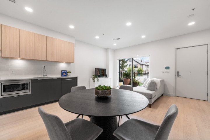 Photo 10 at 2421 Grant Street, Renfrew VE, Vancouver East