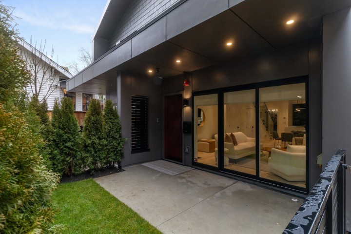 Photo 24 at 2 - 2539 Grant Street, Renfrew VE, Vancouver East